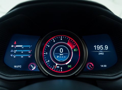 Aston Martin DB11 V8 VOLANTE 22