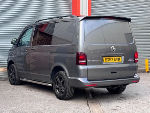 Volkswagen Transporter 2.0 BiTDI T32 Highline Panel Van 4dr Diesel DSG L1 H1 (214 g/km, 178 bhp) 26