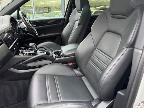 Porsche Cayenne V6 PLATINUM EDITION 62