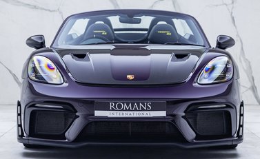 Porsche 718 Spyder RS 10