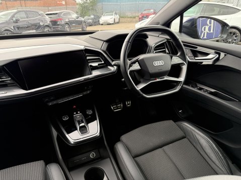 Audi Q4 40 S line SUV 5dr Electric Auto 82kWh (204 ps) 30