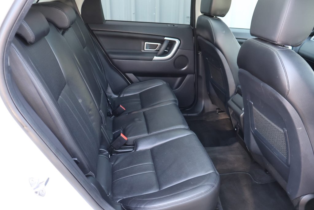 Land Rover Discovery Sport TD4 HSE 7 seater with Full Land Rover History  Black pack/alloys  pan roof  17