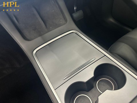 Tesla Model Y (Dual Motor) Long Range SUV 5dr Electric Auto 4WDE (384 bhp) 17