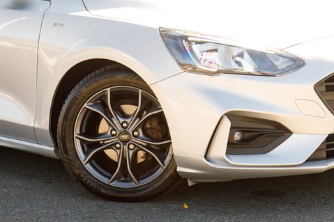 Ford Focus ST-LINE TDCI 3