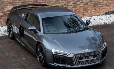 Audi R8 V10 Plus 8