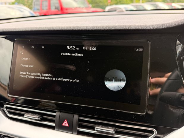 Kia Niro 3 32
