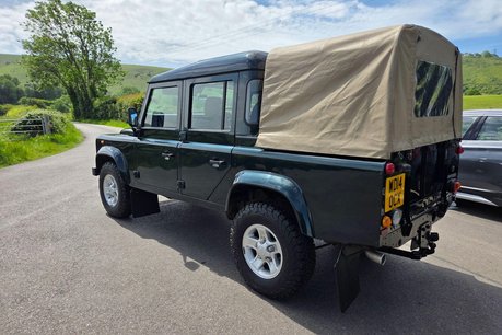 Land Rover Defender 2.2 TDCi 4WD MWB Euro 5 4dr 4