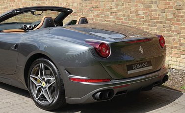 Ferrari California T 10