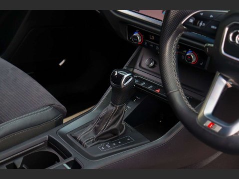 Audi Q3 1.5 TFSI CoD 35 S line Sportback 5dr Petrol S Tronic Euro 6 (s/s) (150 ps) 3