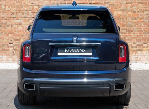 Rolls-Royce Cullinan 4