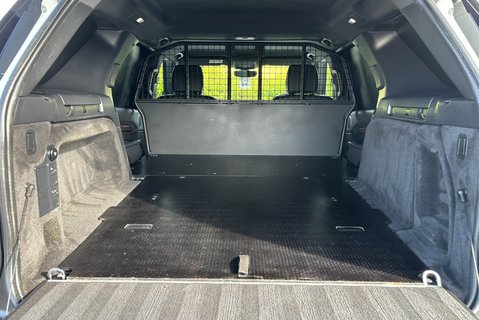 Land Rover Discovery SD6 36 Commercial HSE 11