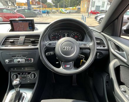 Audi Q3 1.4 Q3 S Line Edition TFSI Semi-Auto 5dr 19