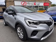 Renault Captur ICONIC TCE 1