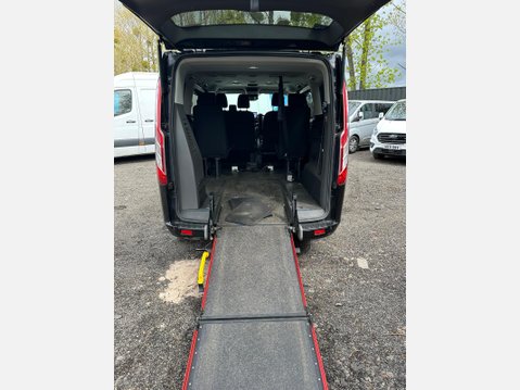 Ford Tourneo Custom Titanium TDCi 18