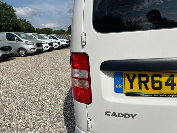 Volkswagen Caddy AUTO SWB L1H1 Low Roof Highline Air Con Sensors Tow Bar NO VAT 24