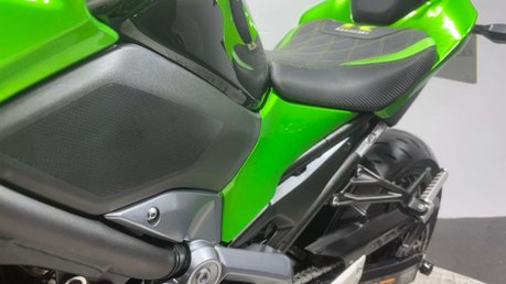 Kawasaki Z900 2017 ONLY 8K NEW MOT SUPER NAKED EXCELLENT CONDITION 900CC 10