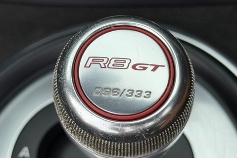 Audi R8 GT QUATTRO V10 SPYDER - 1 OF 33 - BUCKET SEATS -CERAMIC BRAKES 4
