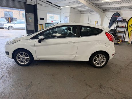 Ford Fiesta 1.5 TDCi Zetec Euro 5 3dr 5