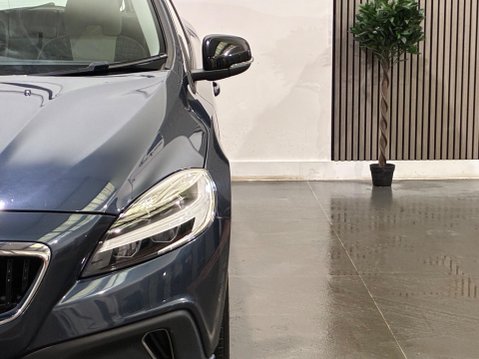 Volvo V40 1.5 T3 Auto Euro 6 (s/s) 5dr 43
