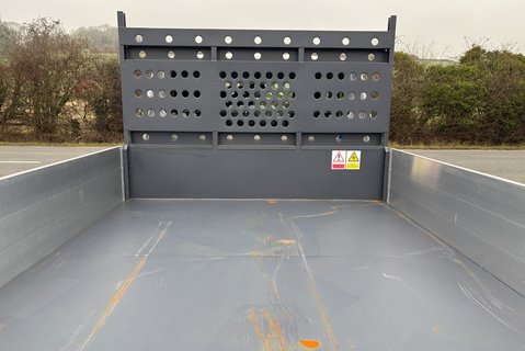 Volkswagen Transporter T32 150 ps Tdi Single Cab Tipper 12