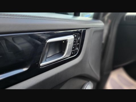 Porsche Cayenne V6 29