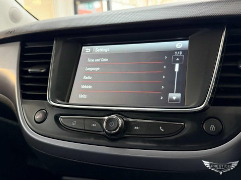 Vauxhall Crossland 1.2 Design SUV 5dr Petrol Manual Euro 6 (s/s) (83 ps) 74