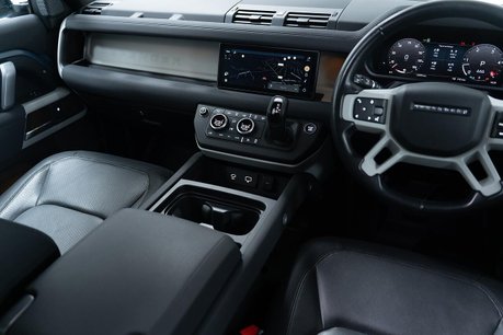 Land Rover Defender 3.0 D250 MHEV X-Dynamic SE SUV 3dr Diesel Auto 4WD Euro 6 (s/s) (250 ps) 27