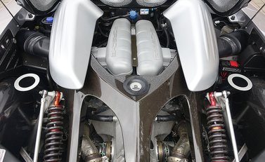 Porsche Carrera GT 28