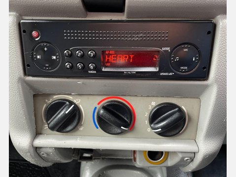 Renault Kangoo 1.5 TD dCi SL17 70 Refrigerated Van 3dr (GRP) 20