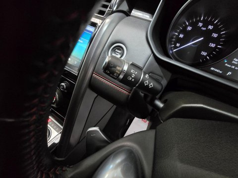 Land Rover Discovery TD6 HSE LUXURY 43