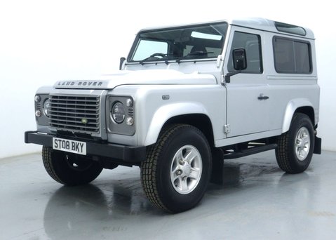 Land Rover Defender 2.4 TDCi XS Station Wagon 3dr Diesel Manual 4WD SWB Euro 4 (122 bhp) 8