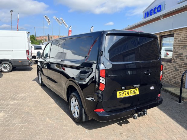 Ford Transit Custom Transit Custom 2.0 EcoBlue 136ps H1 Van Limited Auto 5