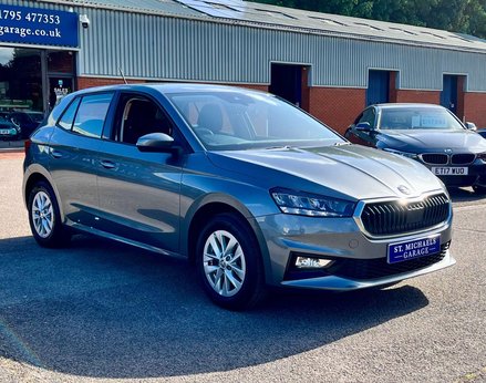 Skoda Fabia 1.0 Fabia SE Comfort TSi Semi-Auto 5dr 4
