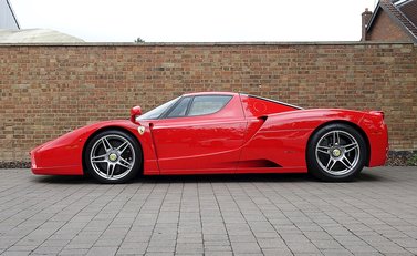Ferrari Enzo 37