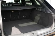 Land Rover Range Rover Velar R-DYNAMIC SE 13