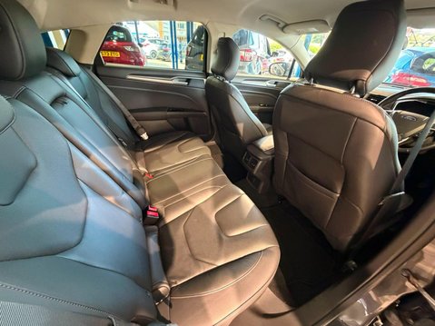 Ford Mondeo 2.0 TDCi Titanium Euro 6 (s/s) 5dr 34