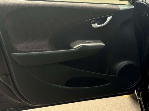 Honda Jazz 1.3h IMA HE Hatchback 5dr Petrol Hybrid CVT Euro 5 (102 ps) 76