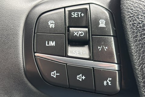 Ford Transit 350 L4 H3 165 ps Limited Panel Van - Sat Nav / 360 Camera's 22