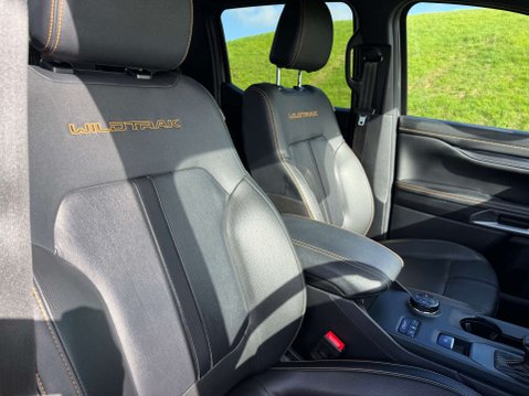 Ford Ranger 2.0 Ranger Wildtrak EcoBlue 4x4 A 4WD 8
