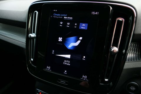 Volvo XC40 2.0 XC40 R-Design T4 AWD Auto 4WD 5dr 37