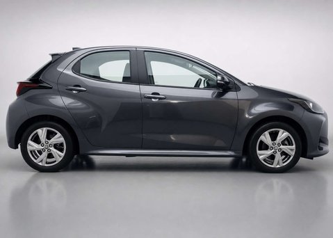 Toyota Yaris 1.5 Yaris Icon HEV CVT 5dr 13