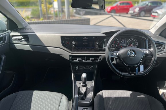 Volkswagen Polo SE TSI DSG AUTOMATIC 5 DOOR 33