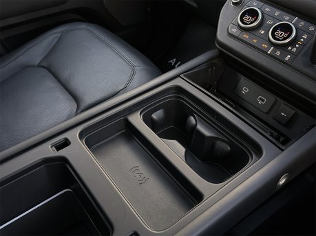 Land Rover Defender V8 69