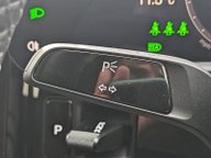 Porsche Taycan 4 CROSS TURISMO 32