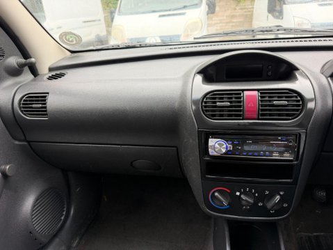 Vauxhall Combo 1.3 CDTi 1700 16v Panel Van 3dr Diesel Manual (134 g/km, 69 bhp) 33