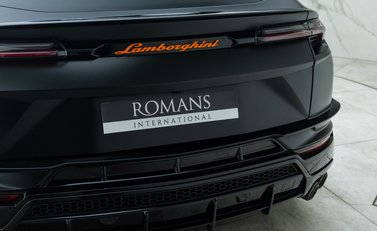 Lamborghini Urus S 35