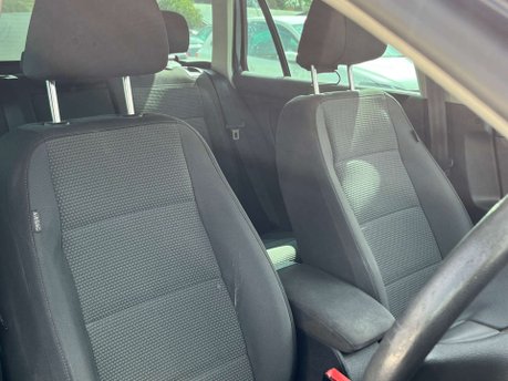 Volkswagen Golf 1.6 Golf SE BlueMotion TDI 5dr 16