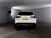 Nissan Qashqai 1.3 DIG-T MHEV N-Connecta SUV 5dr Petrol Hybrid Manual Euro 6 (s/s) (140 ps 6