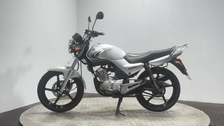 Yamaha YBR 125 2007 19K RUNNING PROJECT BIKE SPARES OR REPAIR 125CC LEARNER BIKE 4