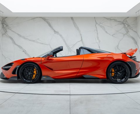 McLaren 765LT Spider 